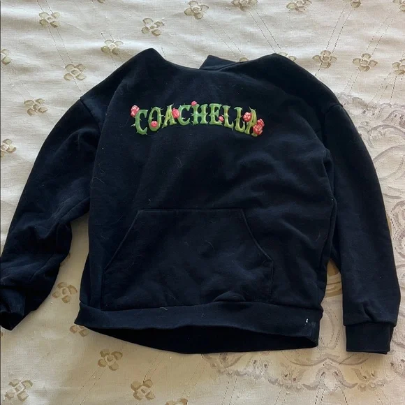 Coachella Sweatshirt 2025 - Picture 2 of 2